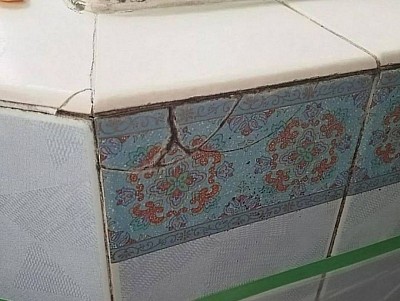 浴室のタイル補修