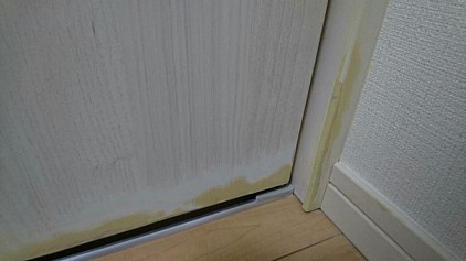 欠損部にパテを充填
